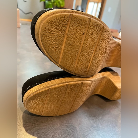 Dansko Maria Black Oiled Leather Ankle Boots Size 38 - Picture 10 of 15